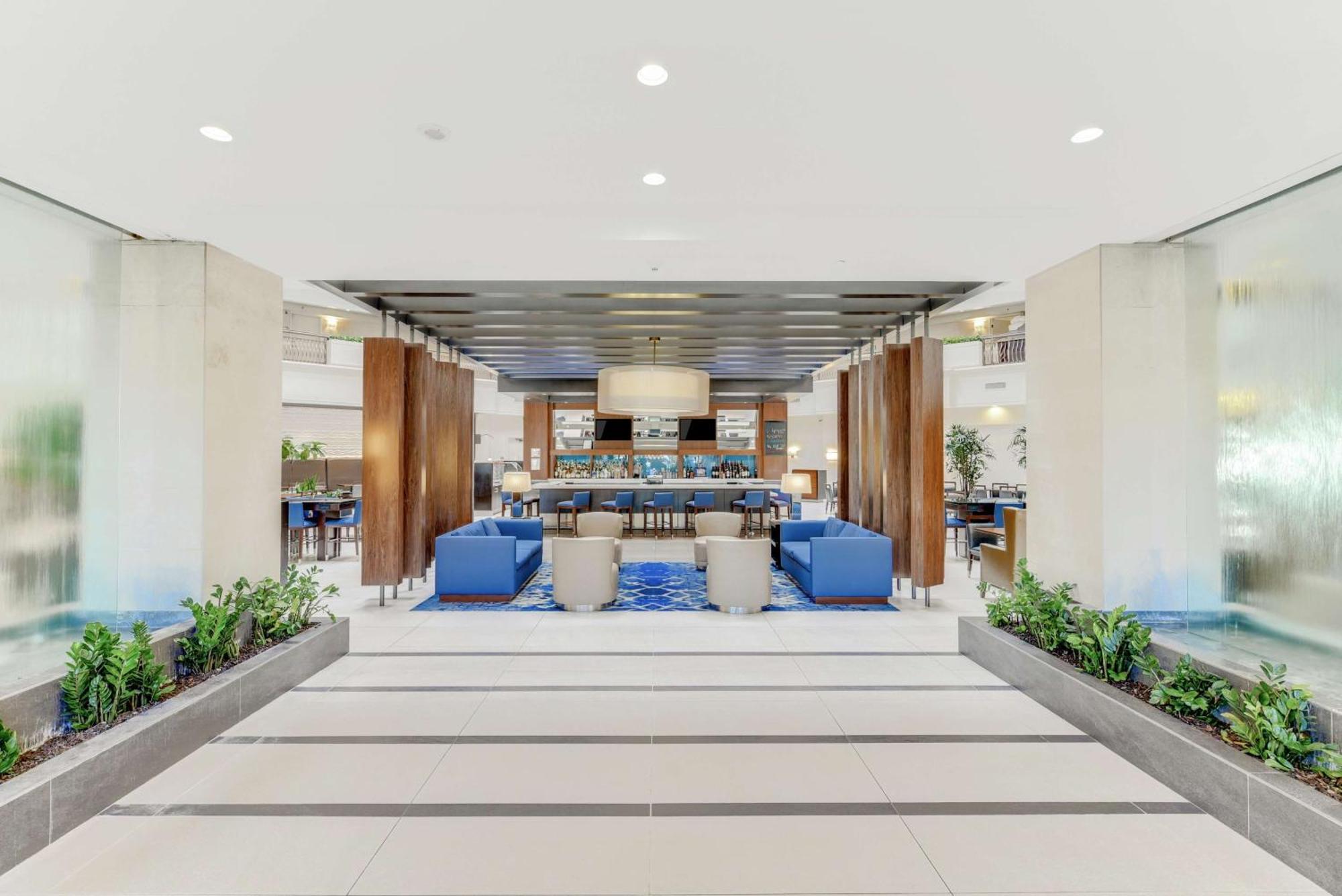 Embassy Suites By Hilton Anaheim-Orange Exteriör bild